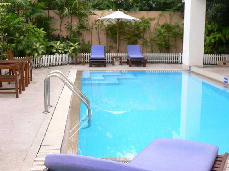 St. James Hotel Μπανγκόκ Ανέσεις φωτογραφία